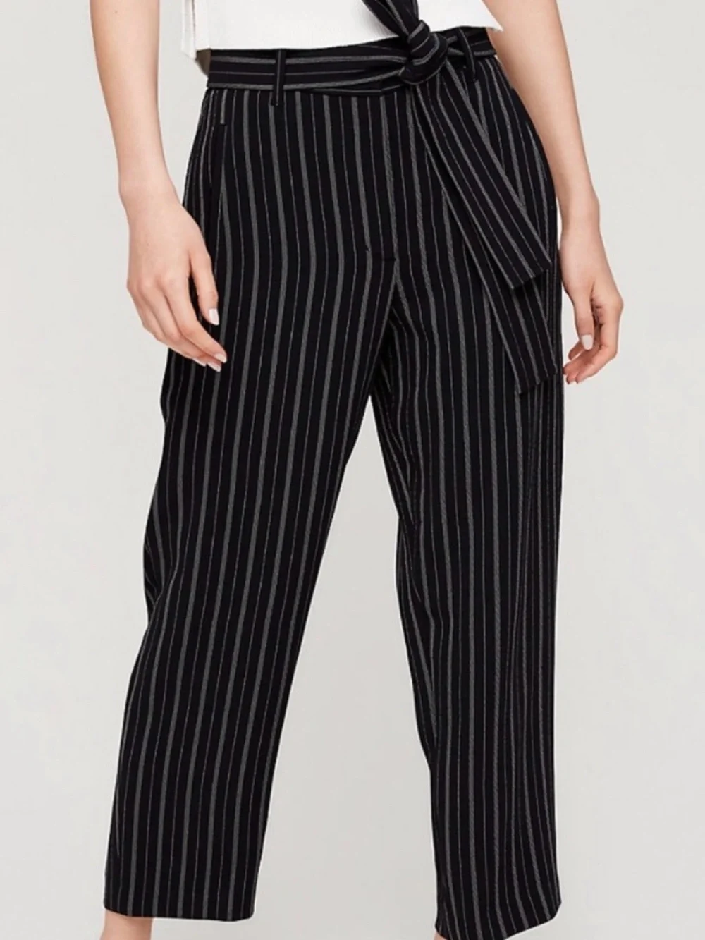 Wilfred Aritzia tie front jallade pant size 6 black white pinstripe trousers - Picture 3 of 10